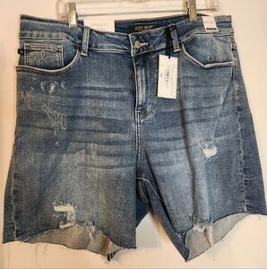 Judy Blue Shorts Women’s 2XL High Waist Distressed Denim NWT